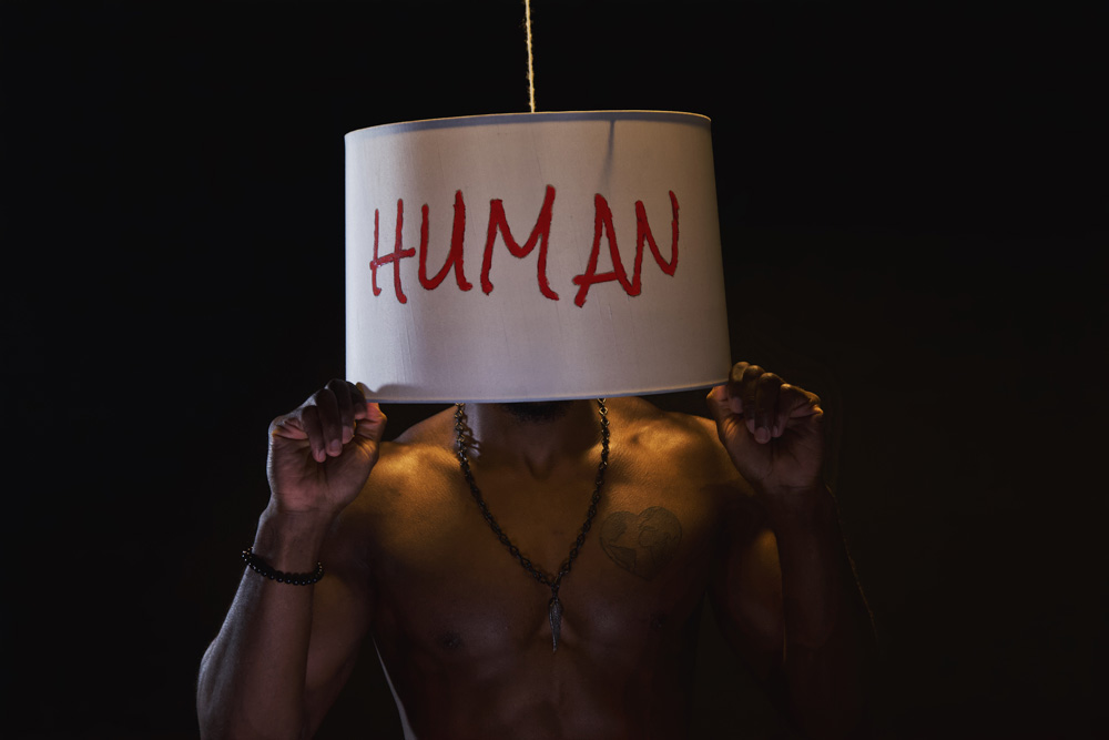 Zeek Burse – The Room