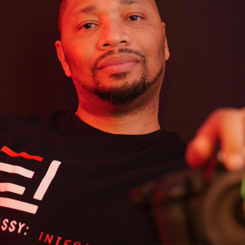 Daniel Photographer Headshot